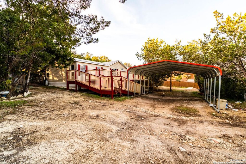Photo of 1148 Sequoia Trl, Canyon Lake, TX 78133 (MLS # 1957589)