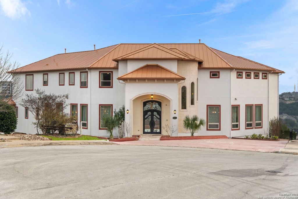 Photo of 18002 Granite Hill, San Antonio, TX 78255 (MLS # 1934245)