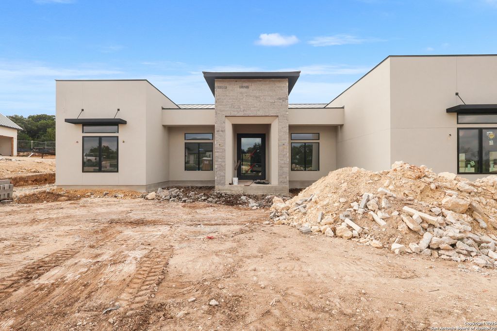 Photo of 23111 Tablerock, San Antonio, TX 78255 (MLS # 1930194)