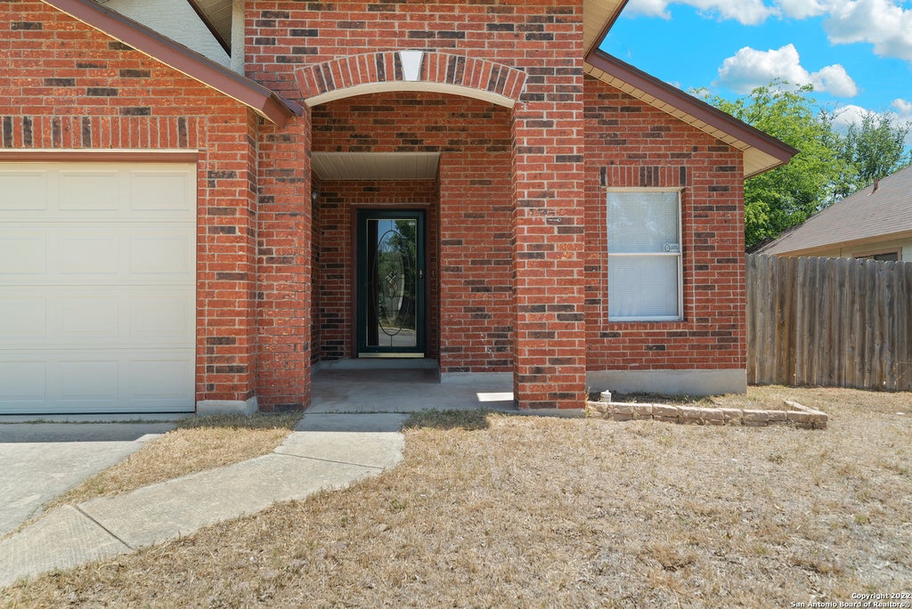 Photo of 9643 ARCADIA CRK, San Antonio, TX 78251 (MLS # 2003474)