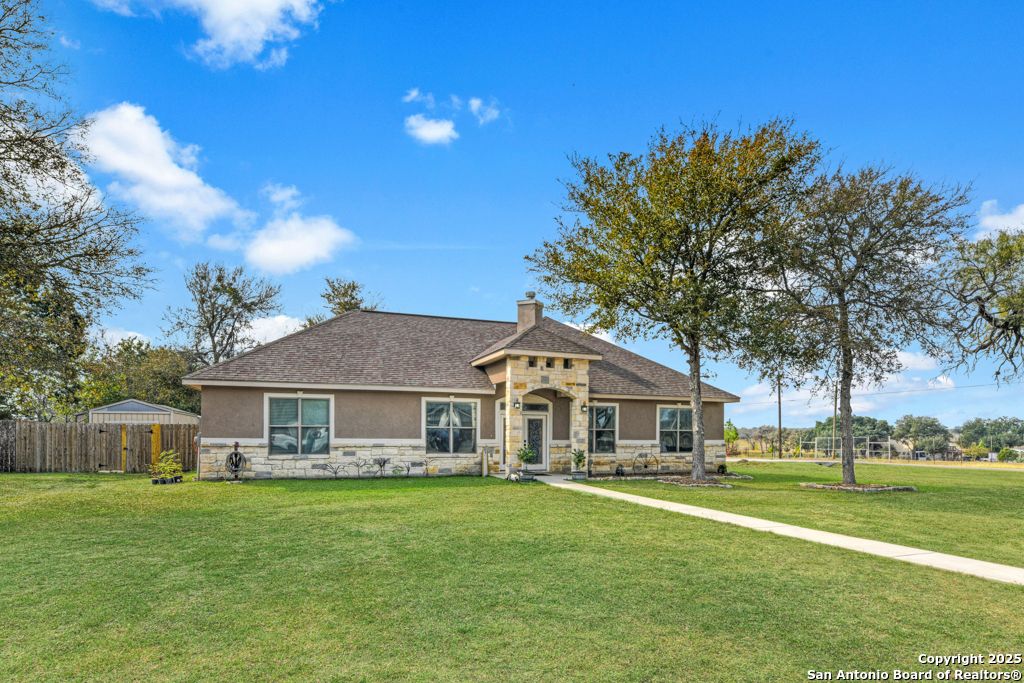 Photo of 1310 Hunters Court, Seguin, TX 78155 (MLS # 1924781)