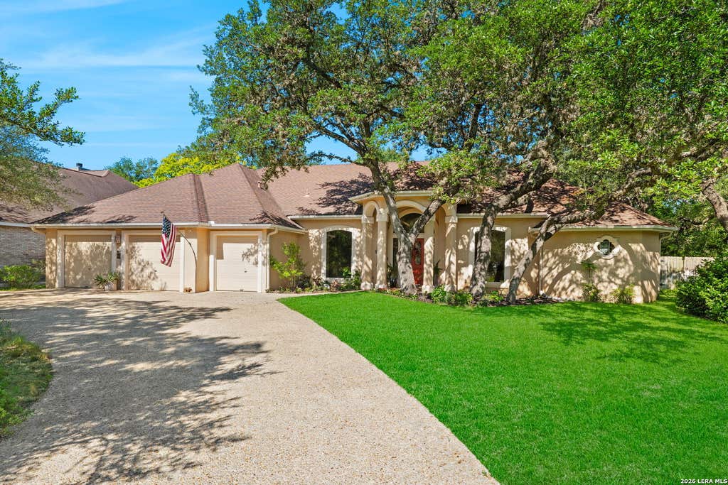 Photo of 29627 FAIRVIEW PL, Fair Oaks Ranch, TX 78015 (MLS # 1968980)