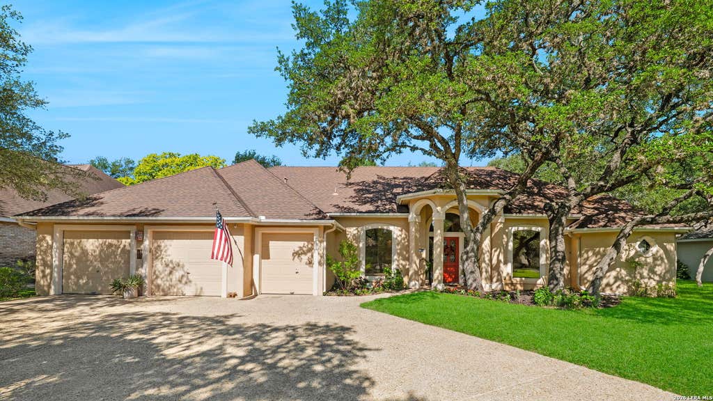 Photo of 29627 FAIRVIEW PL, Fair Oaks Ranch, TX 78015 (MLS # 1968980)