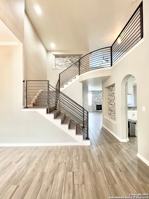 14826 los lunas Helotes TX 78023