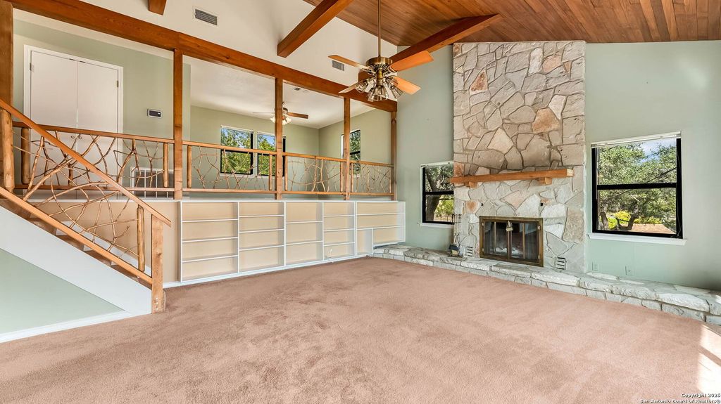 Photo of 642 Lakebreeze, Canyon Lake, TX 78133 (MLS # 1919869)