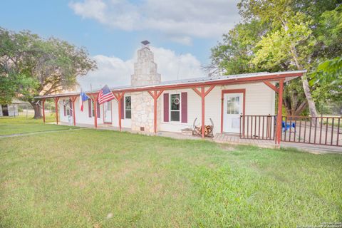 1628 County Road 357 Utopia TX 78884
