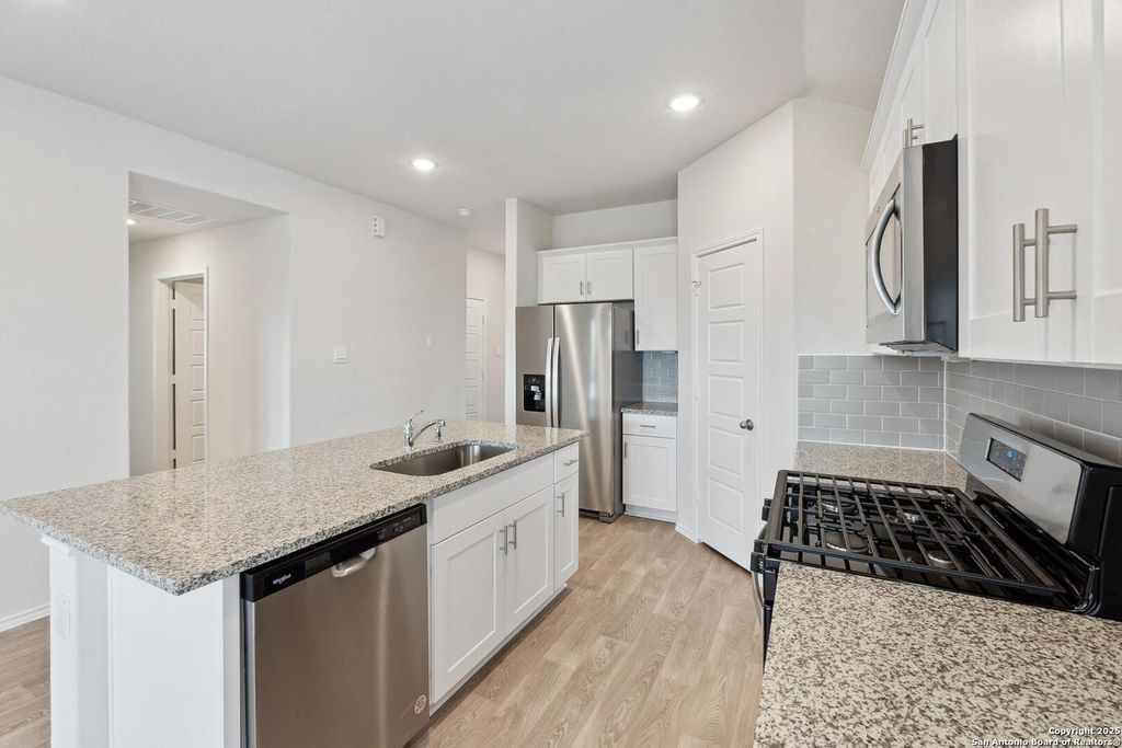 Photo of 429 payton, New Braunfels, TX 78130 (MLS # 1921096)