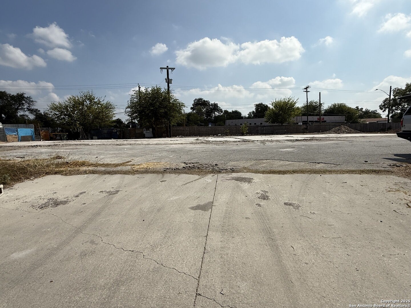 118 NEW LAREDO HWY