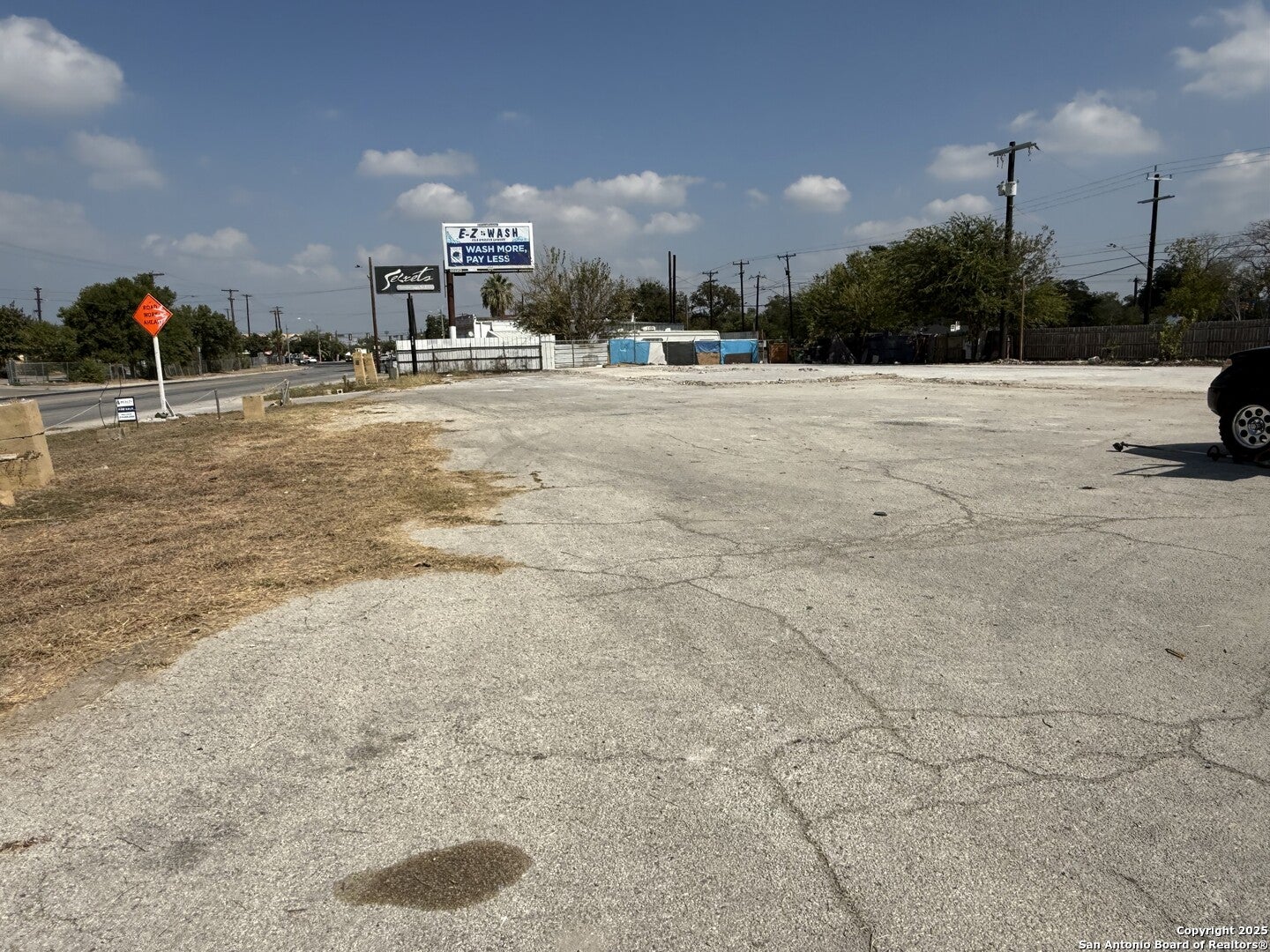 118 NEW LAREDO HWY