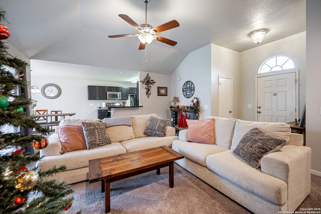 Photo of 10227 coyote hl, Converse, TX 78109 (MLS # 1930388)