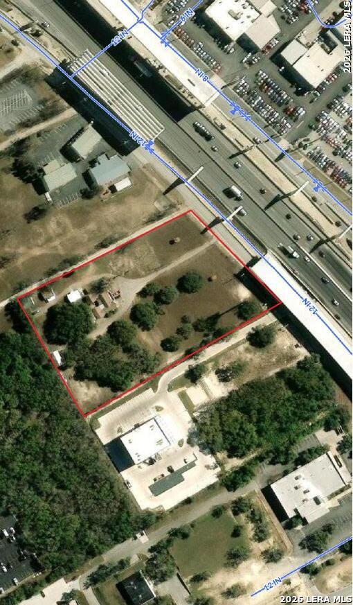 12995 N Interstate 35