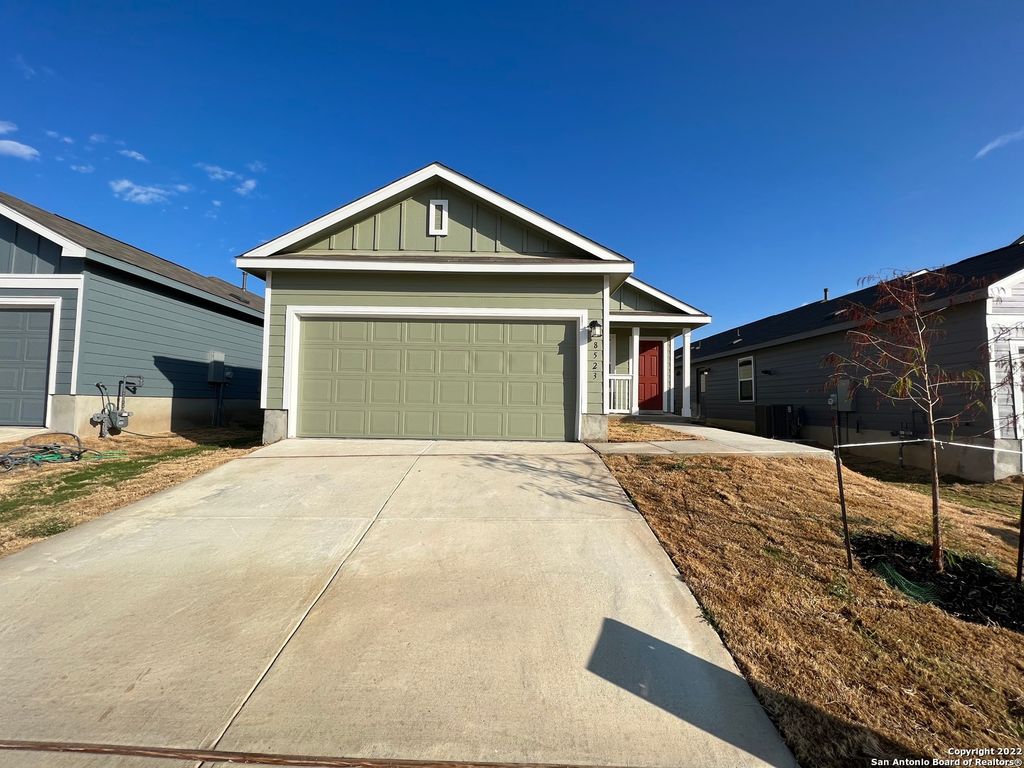 Photo of 8523 Grosbeak Cove, San Antonio, TX 78245 (MLS # 1925962)