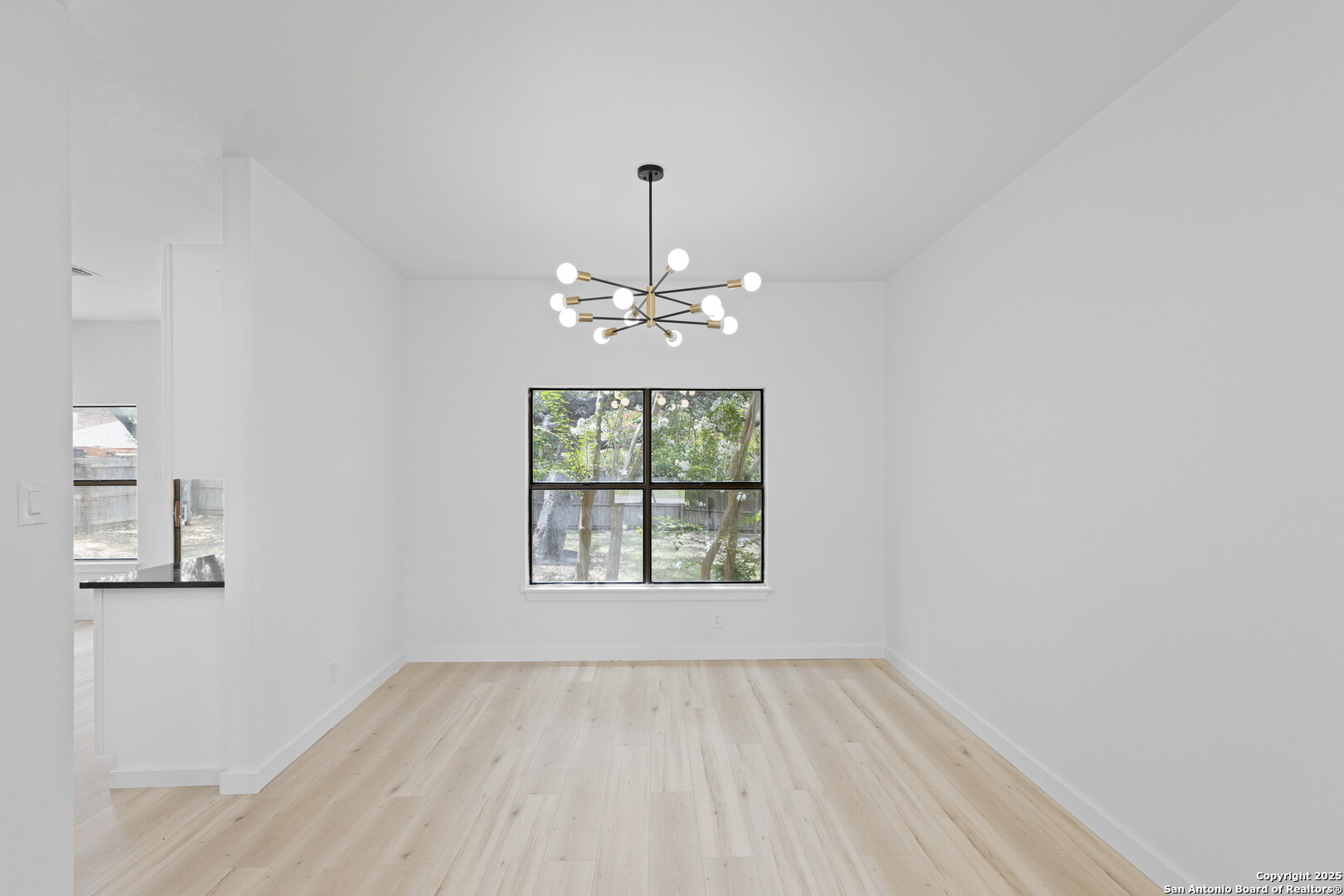 3406 Maitland