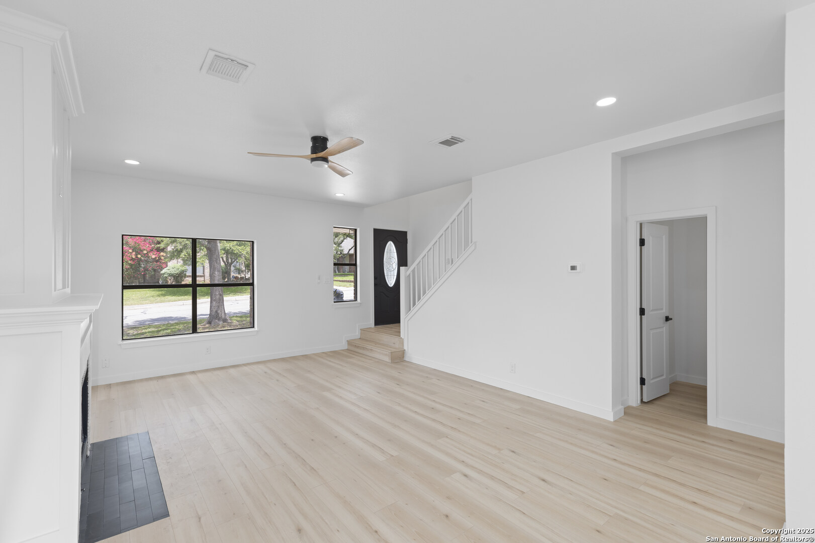 3406 Maitland