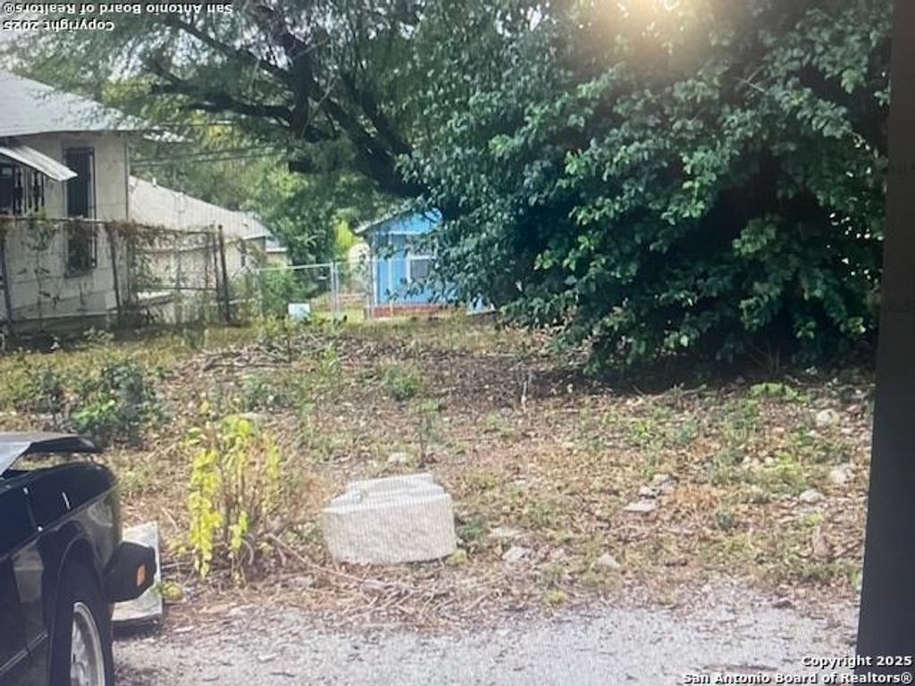 Photo of 2211 Martin Luther King, San Antonio, TX 78203 (MLS # 1851544)