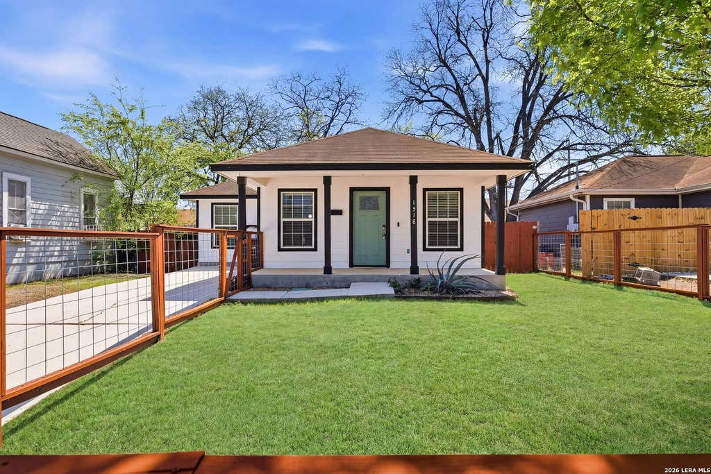 Photo of 1318 Dawson, San Antonio, TX 78202 (MLS # 1952420)