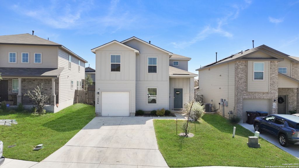 Photo of 1006 Pacific Monarch, San Antonio, TX 78253 (MLS # 1915129)