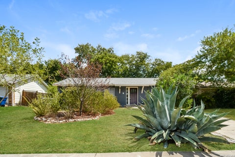 Photo of 11822 El Sendero, San Antonio, TX 78233 (MLS # 2007545)