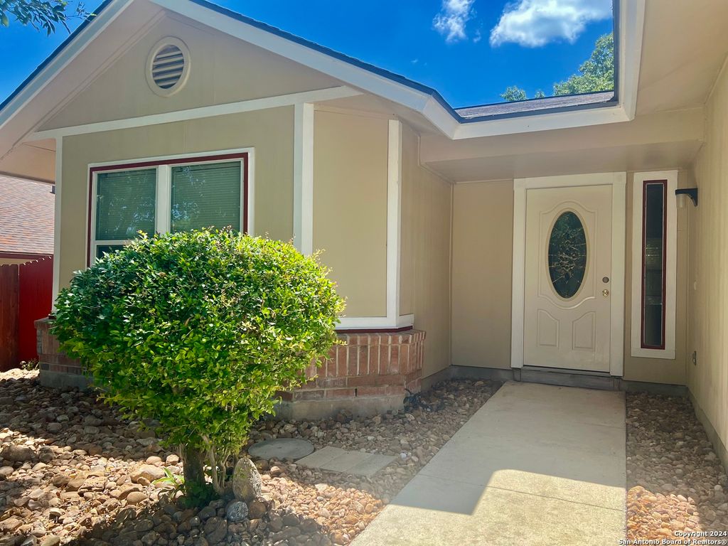 Photo of 9215 AUTUMN BRANCHES, San Antonio, TX 78254 (MLS # 1918302)