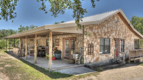 121 David Rankin Rd Leakey TX 78873