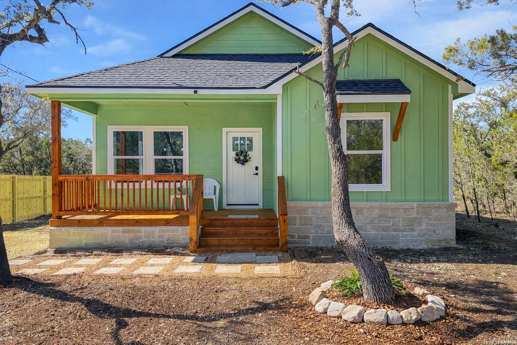 Photo of 656 Skyline Dr, Bandera, TX 78003 (MLS # 1938438)