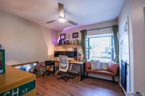 Tiny photo for 222 W Craig D #D, San Antonio, TX 78212 (MLS # 1927035)