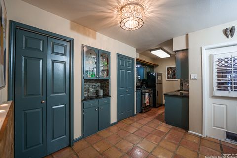 Tiny photo for 222 W Craig D #D, San Antonio, TX 78212 (MLS # 1927035)