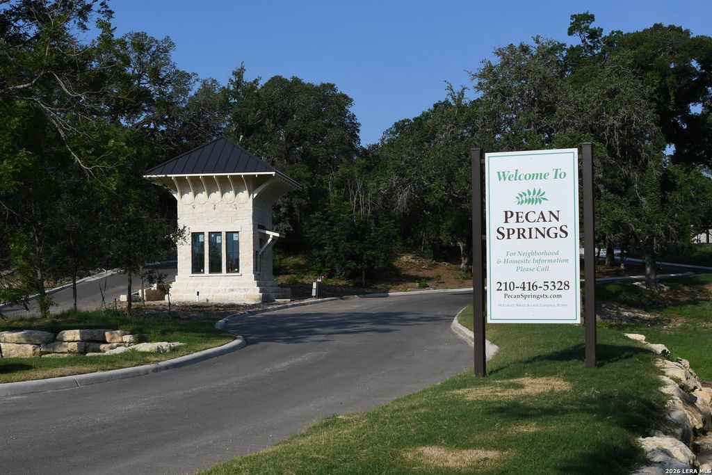 Photo of 25623 Morhiss Point, Boerne, TX 78006 (MLS # 1939650)