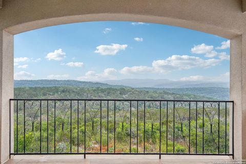 A home in Helotes