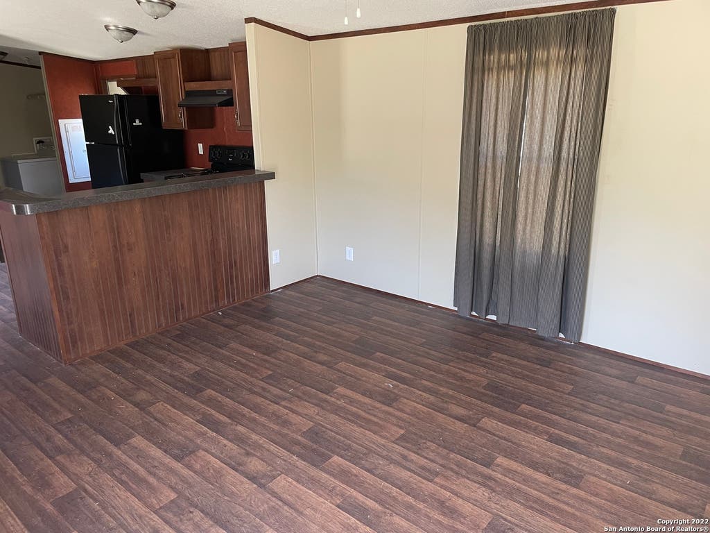 Photo of 224 Oak View Dr, La Vernia, TX 78121 (MLS # 1971671)