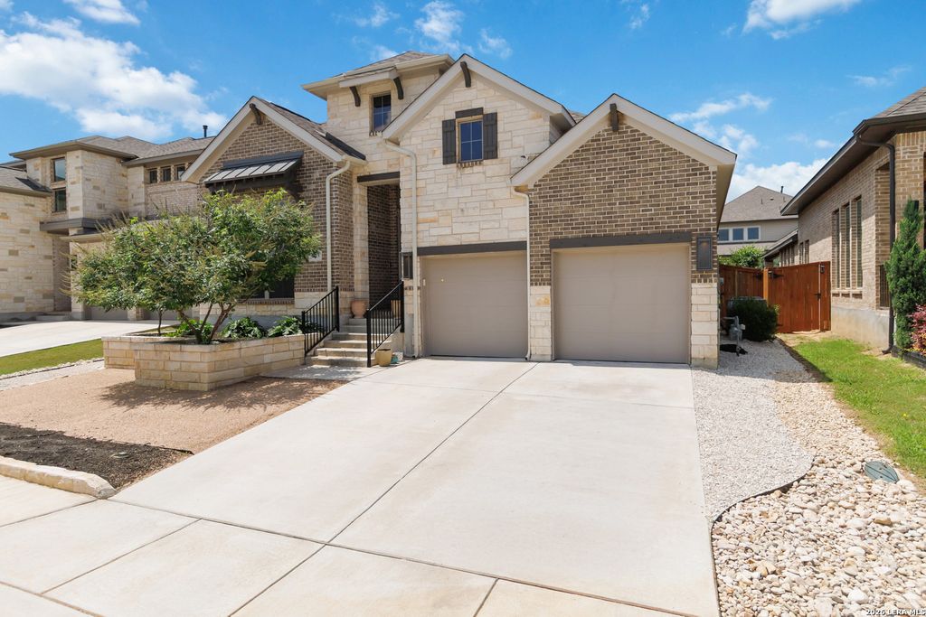 Photo of 425 Juana Way, New Braunfels, TX 78132 (MLS # 1973218)