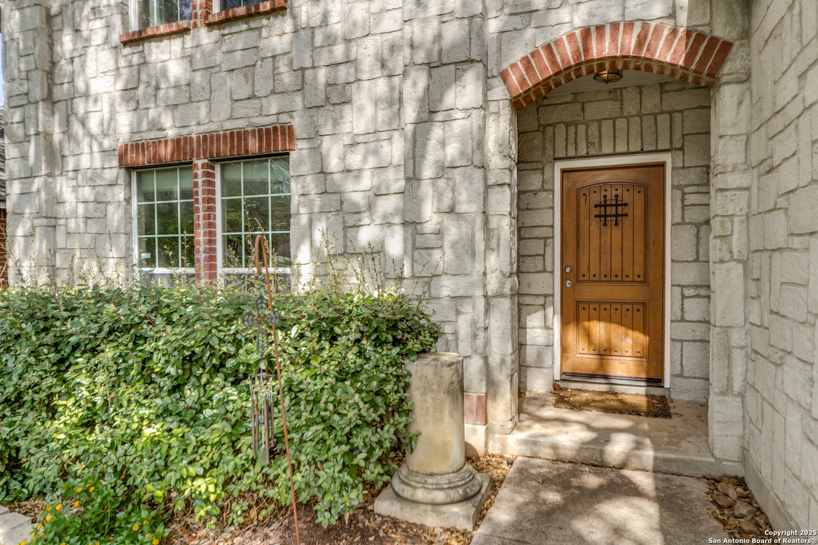 15603 Luna Ridge
