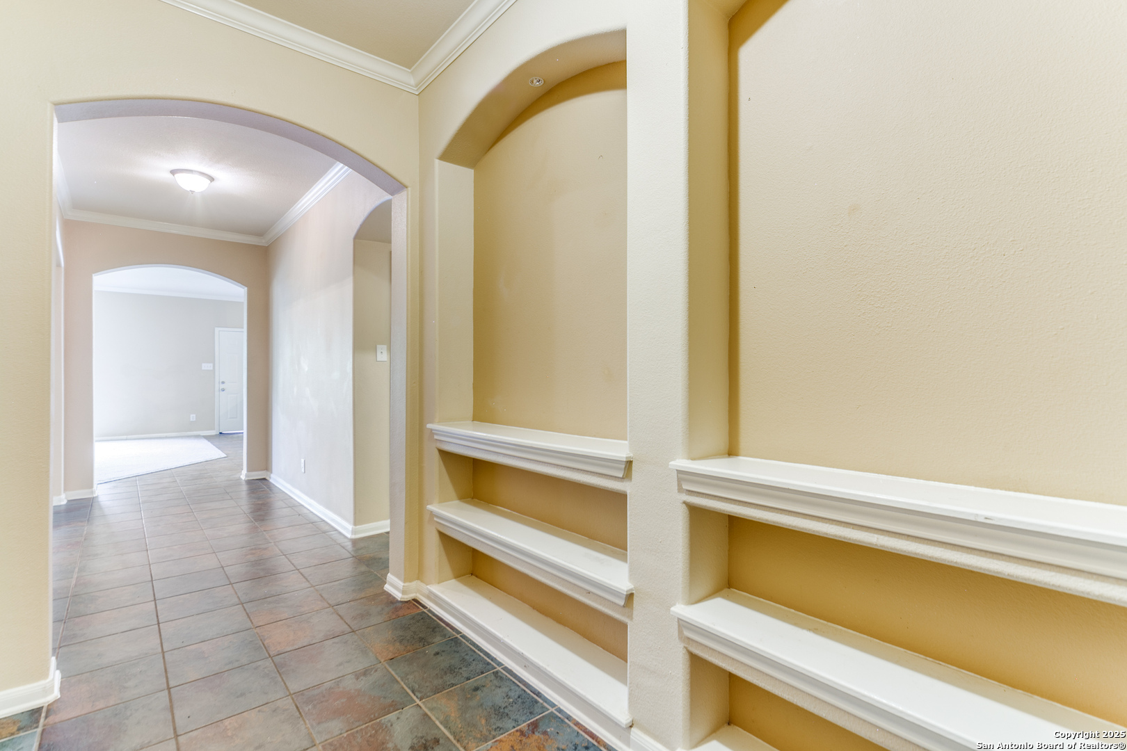 15603 Luna Ridge