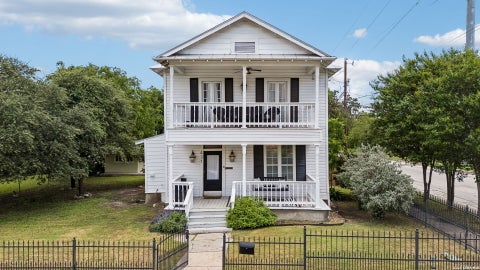 Photo of 431 Hays, San Antonio, TX 78202 (MLS # 2019054)