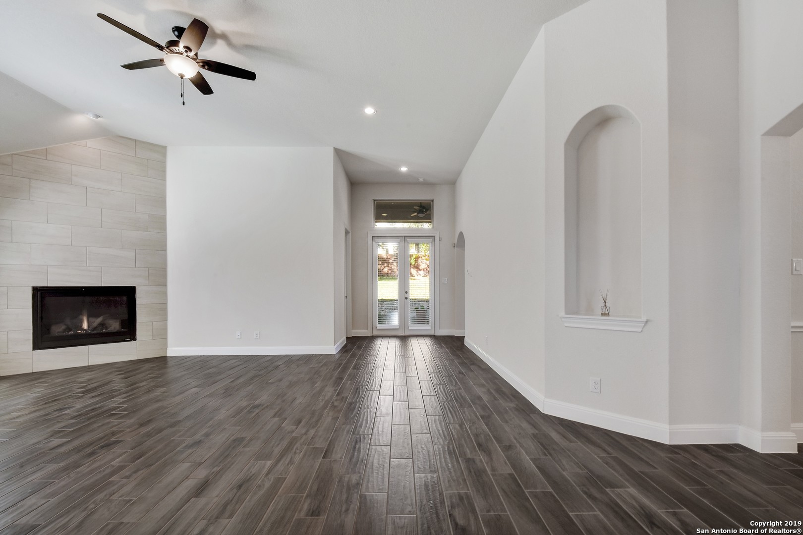 12423 LAKE WHITNEY