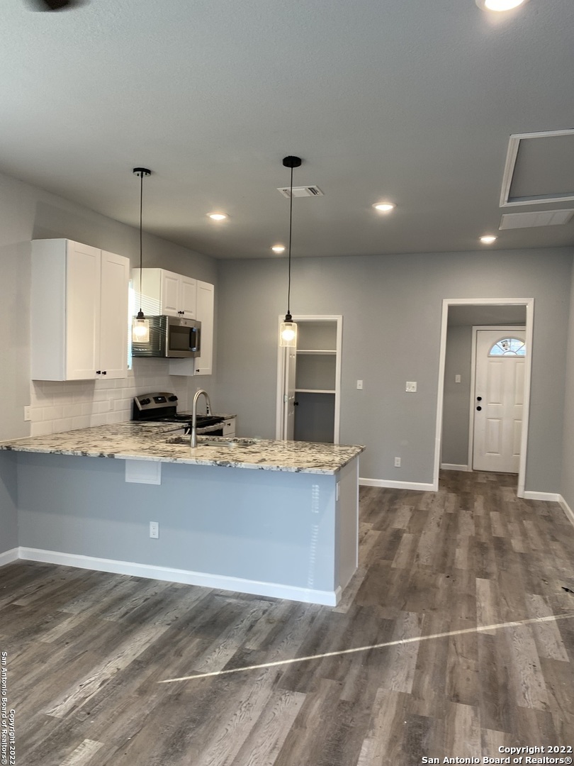 139 E BAYLOR