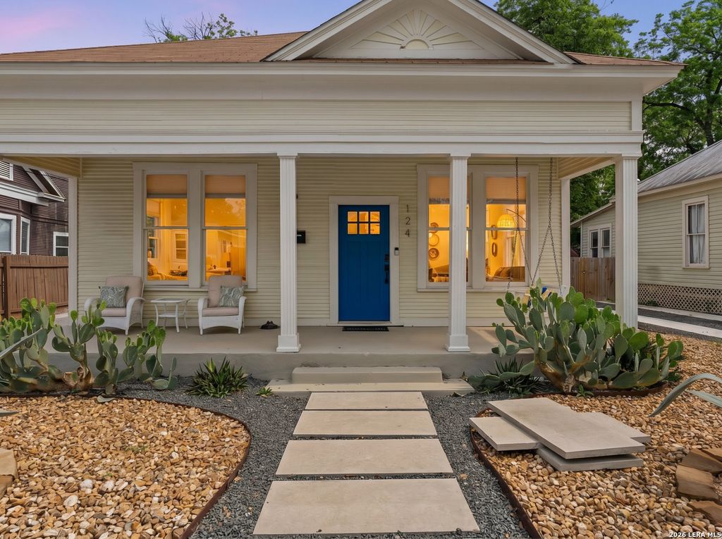 Photo of 124 Panama, San Antonio, TX 78210 (MLS # 1963083)
