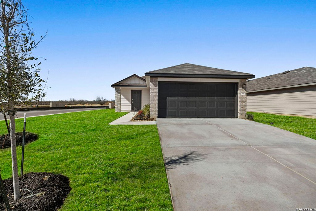 Photo of 344 Cottonmouth, Seguin, TX 78155 (MLS # 1944828)