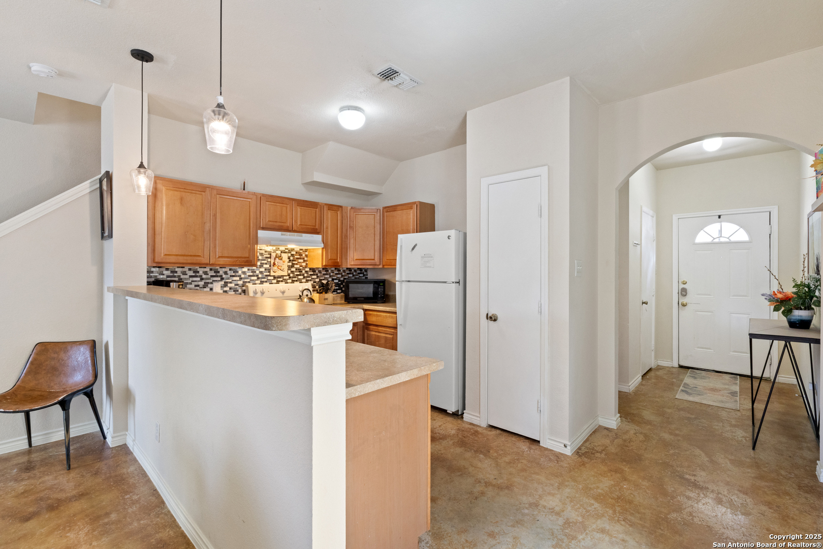 7807 Kingsbury Wood