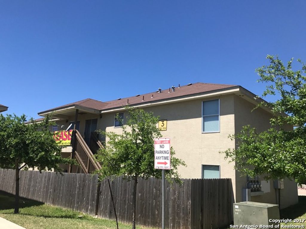 Photo of 6551 SPRING TIME ST 304 #304, San Antonio, TX 78249 (MLS # 1929114)