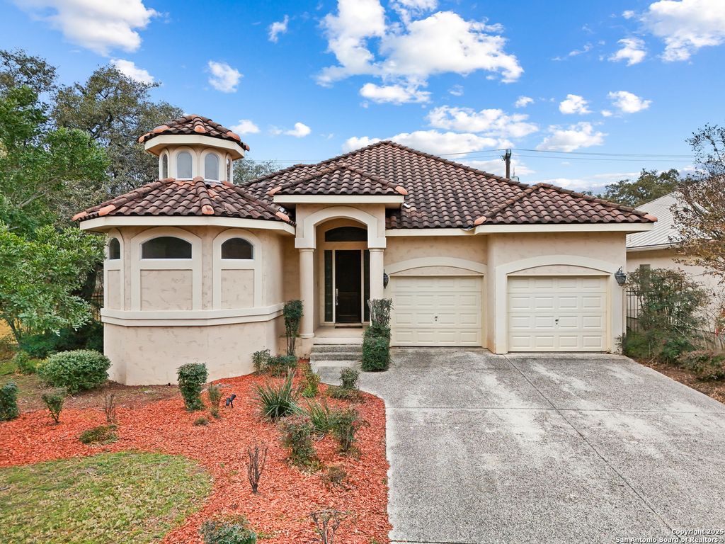 Photo of 18722 CALLE CIERRA, San Antonio, TX 78258 (MLS # 1955425)