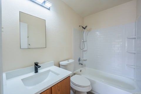 Tiny photo for 5 Stallion Hls, San Antonio, TX 78238 (MLS # 1992899)