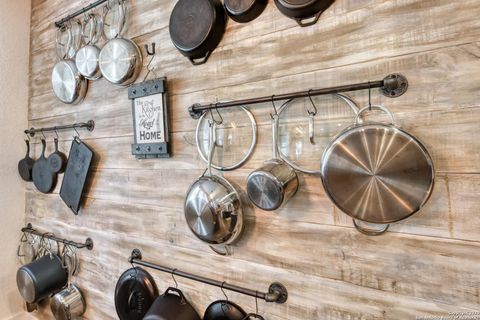 1531 Esser Xing New Braunfels TX 78132