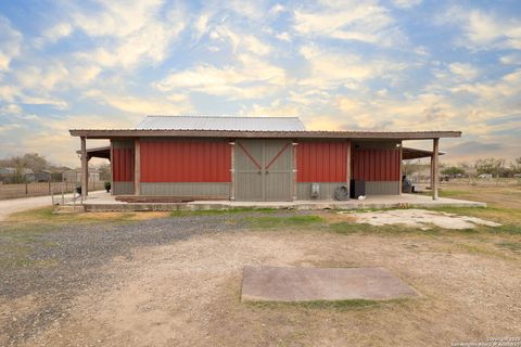 A home in Devine