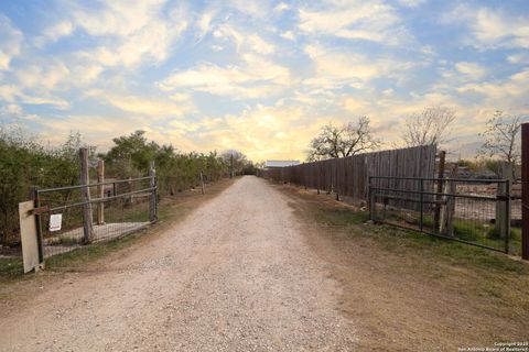 A home in Devine