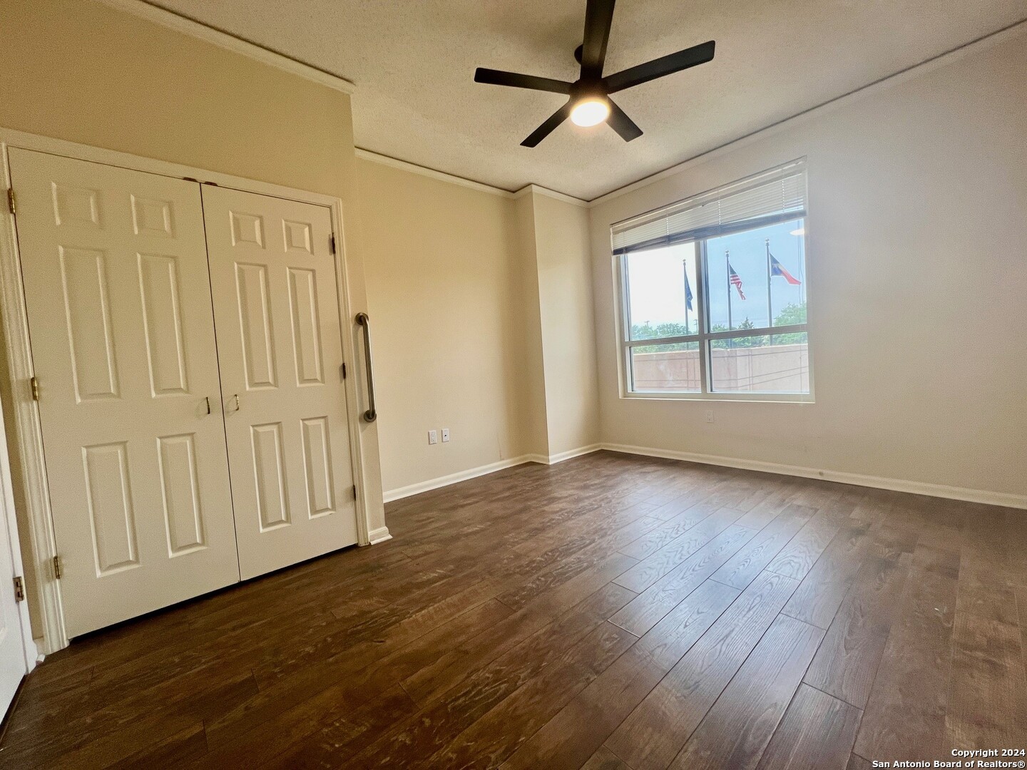 1 TOWERS PARK LN 217
