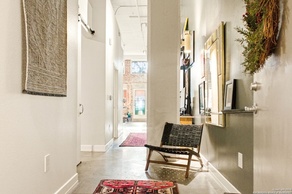 Photo of 1401 S Flores 110 #110, San Antonio, TX 78204 (MLS # 1931465)