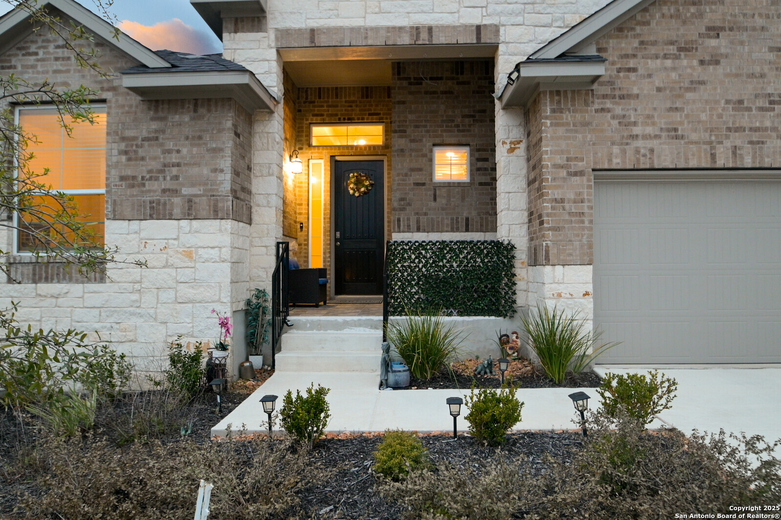 4609 Shackelford