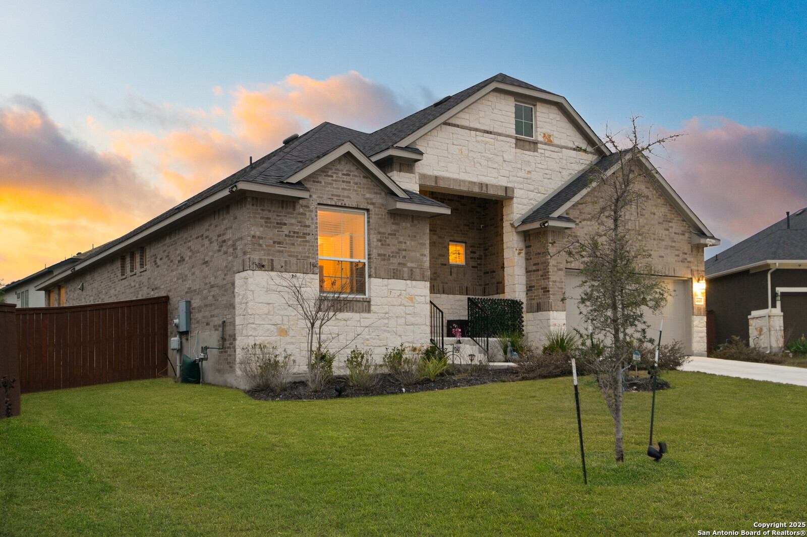 4609 Shackelford