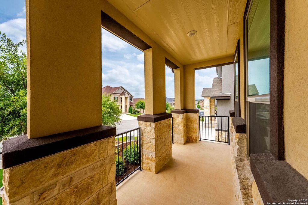 Photo of 7621 Lorca, Boerne, TX 78015 (MLS # 1886761)
